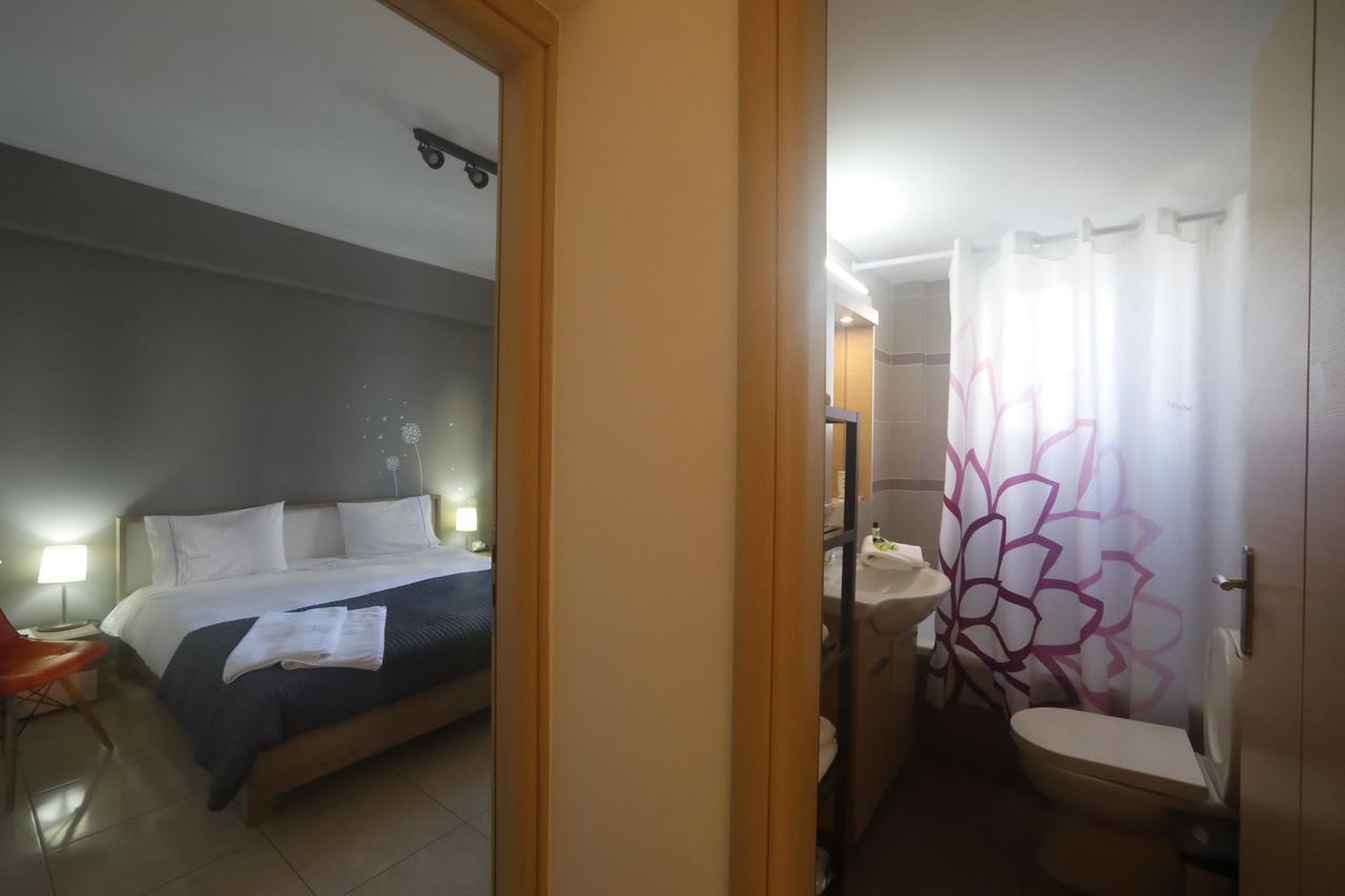 Metaxourghio Boutique Apartment Athen Eksteriør billede